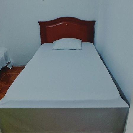 Hostal La 18 Pereira Exterior photo